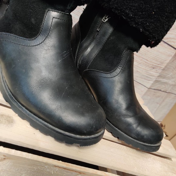 ugg boots - Picture 7 of 7